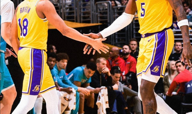 开云体育下载-39+6三分未能上演王者归来！在场-13先发最差 东契奇防守差到极致